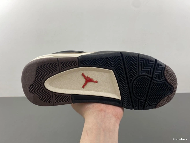 One Kick 4 Scott Brown AJ4-882335 Jordan TS x Retro Travis Air 0816